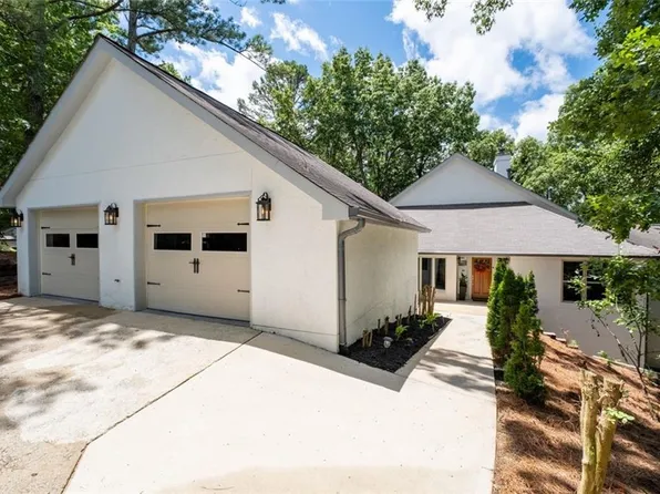 145 Mount Shasta Ln, Johns Creek, GA 30022
