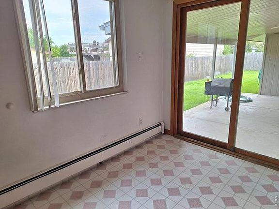 5th image of 701 W Logan St