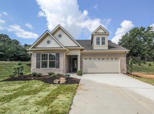 121 Broady Meadow Cir, Maryville, TN 37803