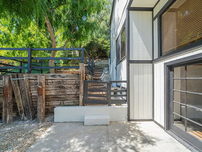 5245 Elvira Rd — Photo 41
