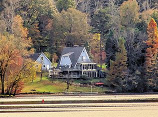 200 Lancer Rd, Harriman, TN 37748