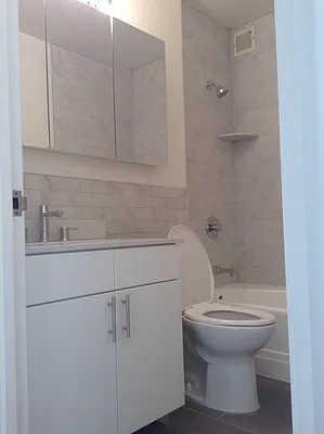 Rented by 280 Park Avenue South Realty | media 18