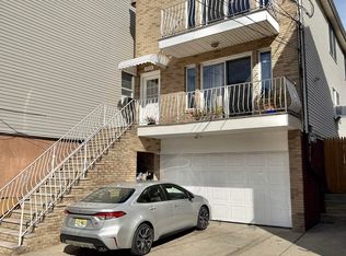 406 5th St FLOOR 2, Union City, NJ 07087