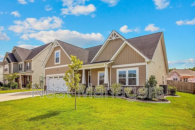 620 Stonebriar Ave
