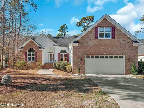 4293 Oak Creek Lane, Southport, NC 28461
