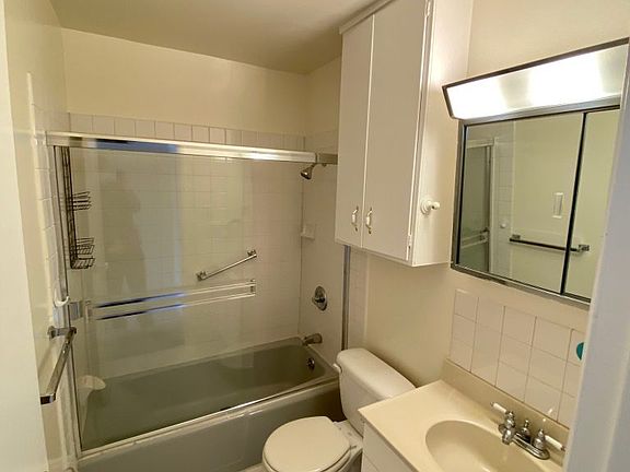 5th image of 88 Crestline Dr #3