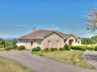 402 Mount Haven Dr, Forest, VA 24551