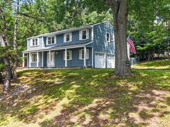 1 Gates Place, Tappan, NY 10983
