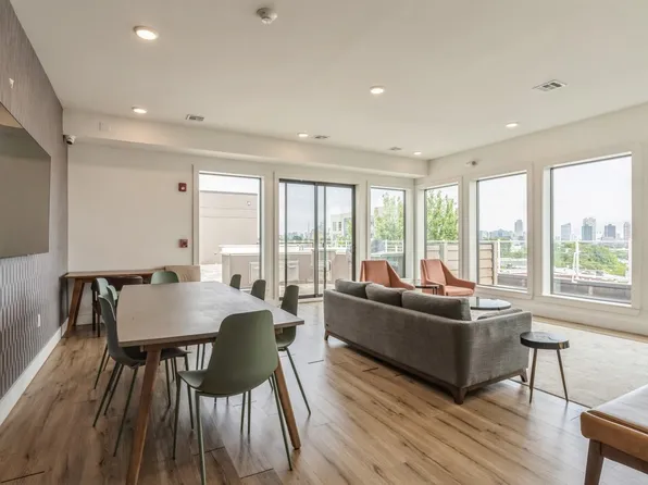 28-26 Vroom Street image 27 of 30