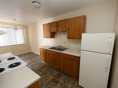 2nd image of 424 Jefferson St NE APT 29
