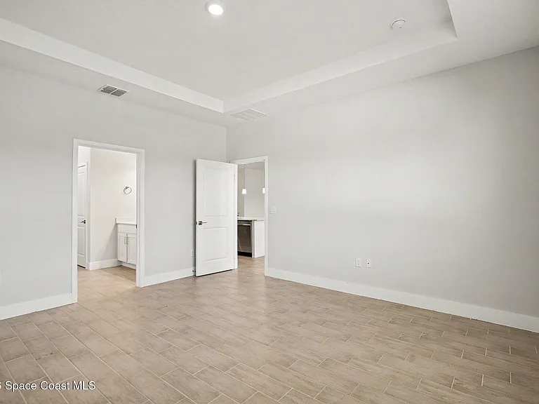 414 Caribbean St SE — Photo 13