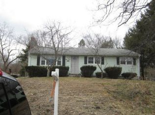 17 Old Windham Rd, South Windham, CT 06266