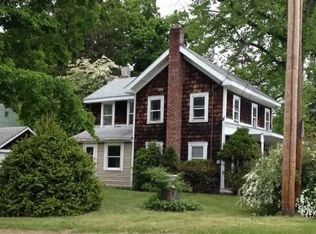 8 Pardy Ln, Fishkill, NY 12524