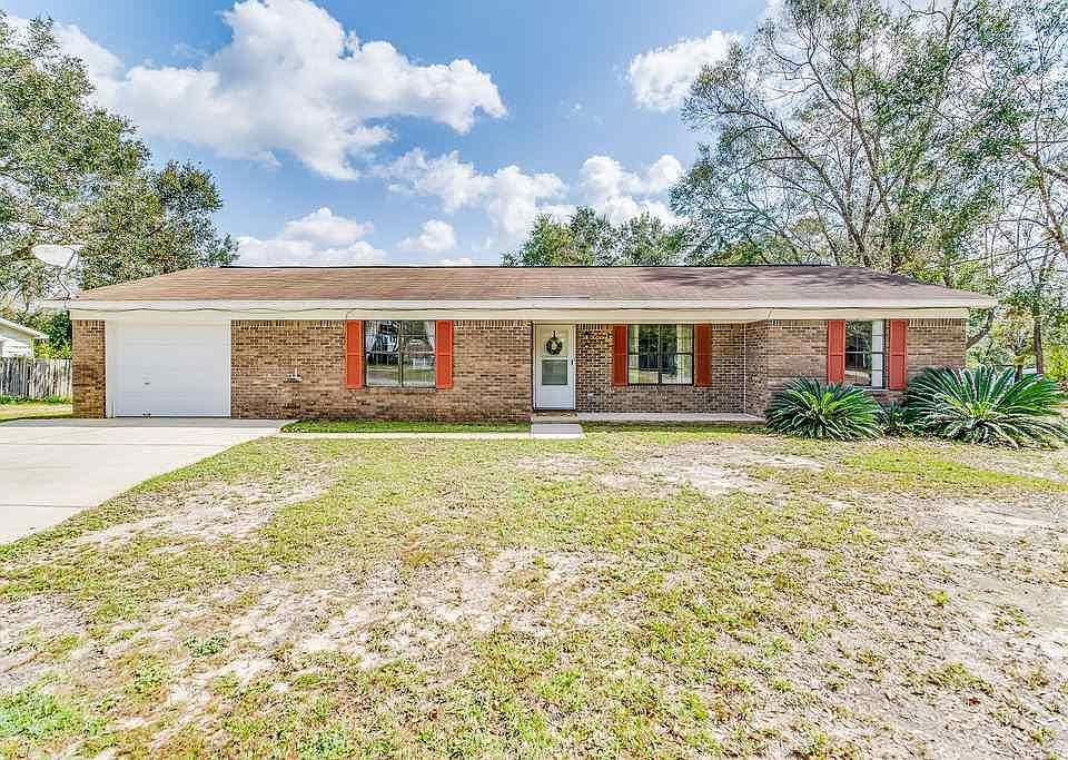 1st image of 1994 N Roberts Cir