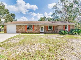 1994 N Roberts Cir, Pensacola, FL 32534