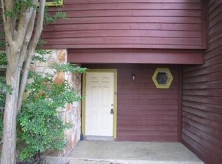 8802 Schick Rd APT C, Austin, TX 78729