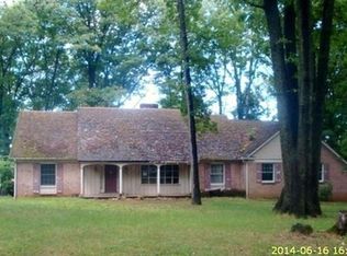 5647 Sherwood Dr, Easton, PA 18040