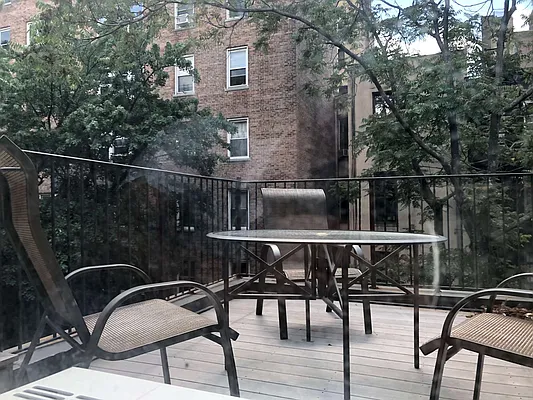 Rented by One New York Realty Inc | media 8