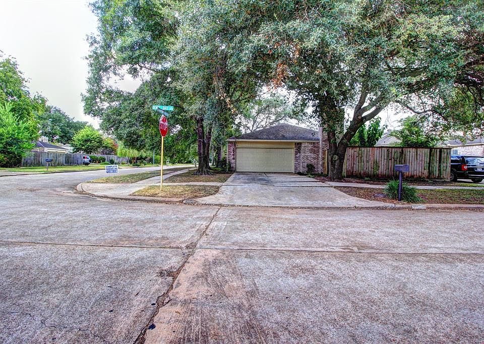 1st image of 18558 Denise Dale Ln
