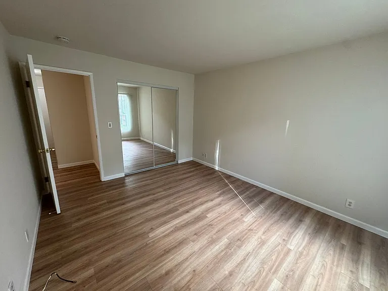 226 Sparrow Dr — Photo 8