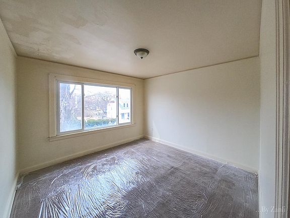 4th image of 17236 Fleming Ave