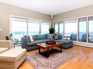 9471 Whispering Sands Dr, West Olive, MI 49460