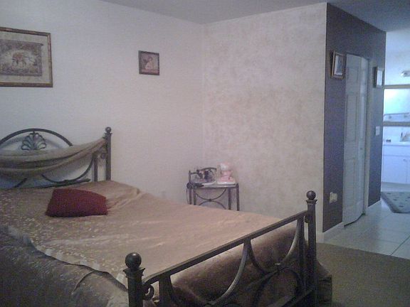 MASTERBEDROOM 2 WALKING CLOSETS