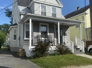32 Chiswell St, Schenectady, NY 12304