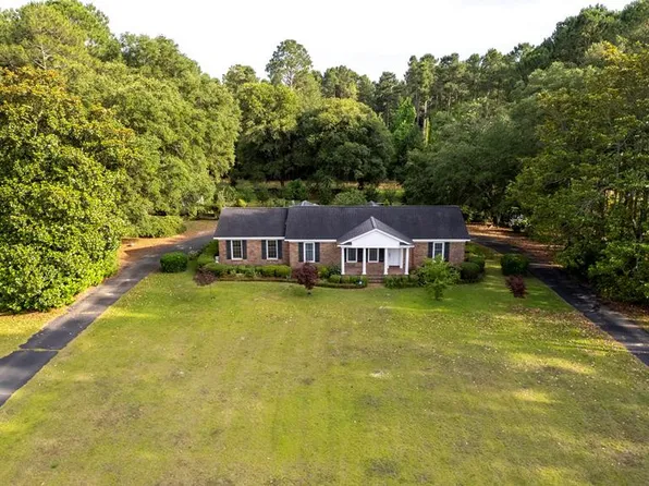 140 Wells Rd, Bishopville, SC 29010