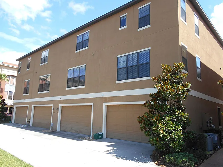 12943 Cats Claw Ln — Photo 20