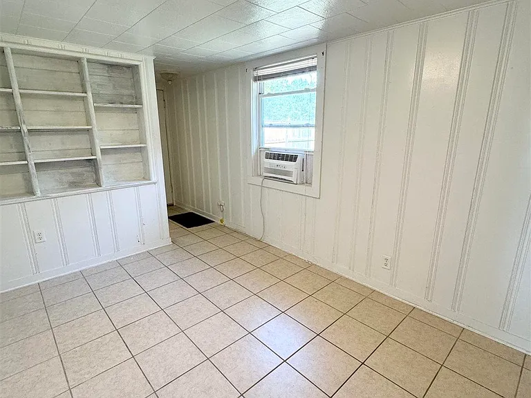 1318 Wilson Ave #A — Photo 10