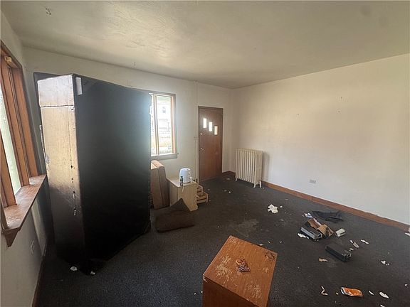 2nd image of 534-536 Oak St