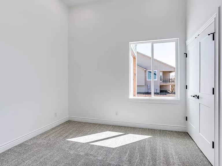 464 S Stoney Creek St — Photo 22