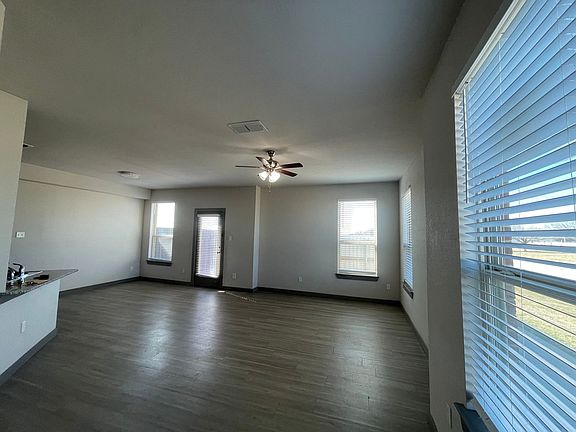 3rd image of 10604 Tube Dr Unit 103