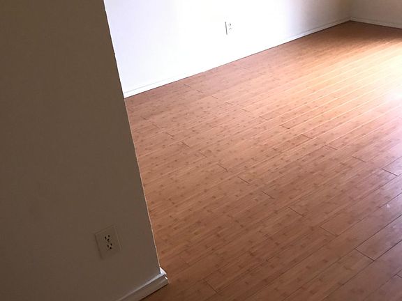 2nd image of 233 Rockcrest Dr