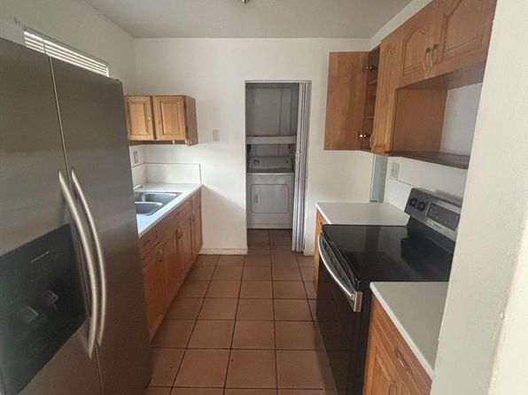 15811-15813 NW 38th Pl #4BDC01ED9
