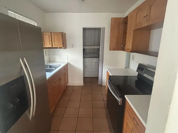 15811-15813 NW 38th Place, 15811-15813 NW 38th Pl #4bdc01ed9, Opa Locka, FL 33055