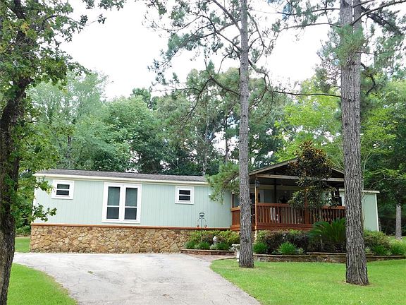 3rd image of 10001 Bentley Dr