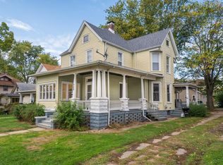 708 E Monroe St, Bloomington, IL 61701