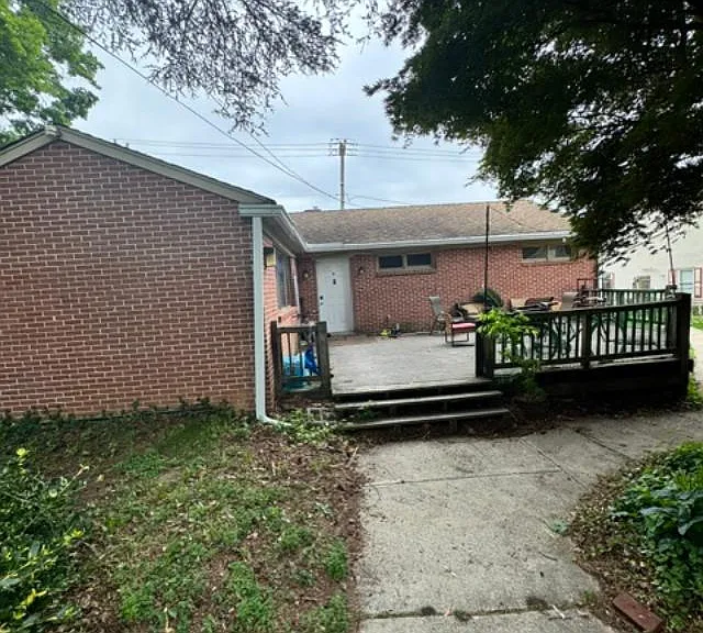 411 S Walnut St #4 — Photo 1