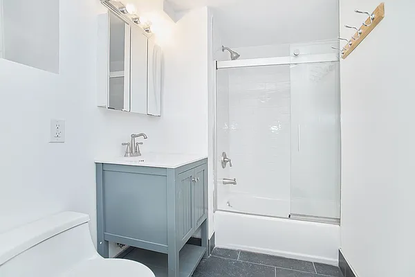 Rented by Living New York | media 16