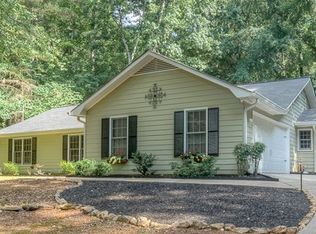 110 Ridge Way, Fayetteville, GA 30215