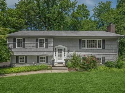 412 Storms Road, Valley Cottage, NY, 10989