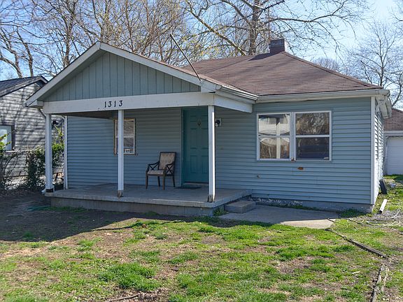 2nd image of 1313 S Riley Ave