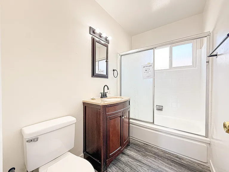 4777 San Vicente Blvd #6 — Photo 7