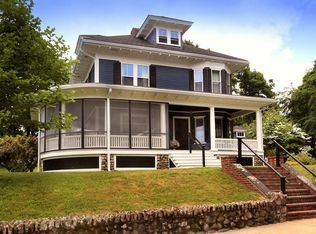 7 Belmont St, Amesbury, MA 01913