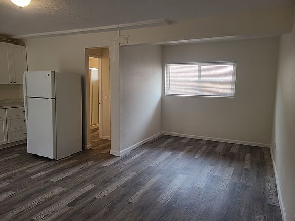 4th image of 337 Brooks St #D