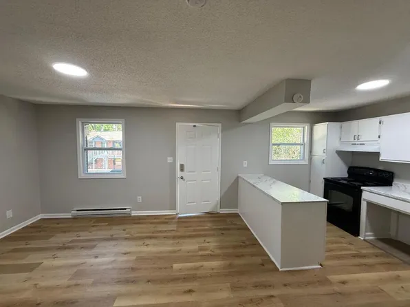 2405 Markwood Ln #A, Winston Salem, NC 27107