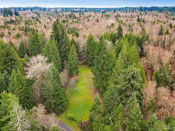 Property comes with water share serviced by Seven Lakes Water Association.