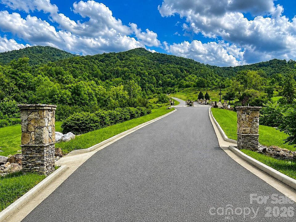 1st image of 21 Summit View Dr